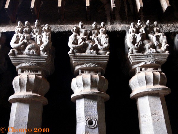 Karla Caves intérieur Lonavla